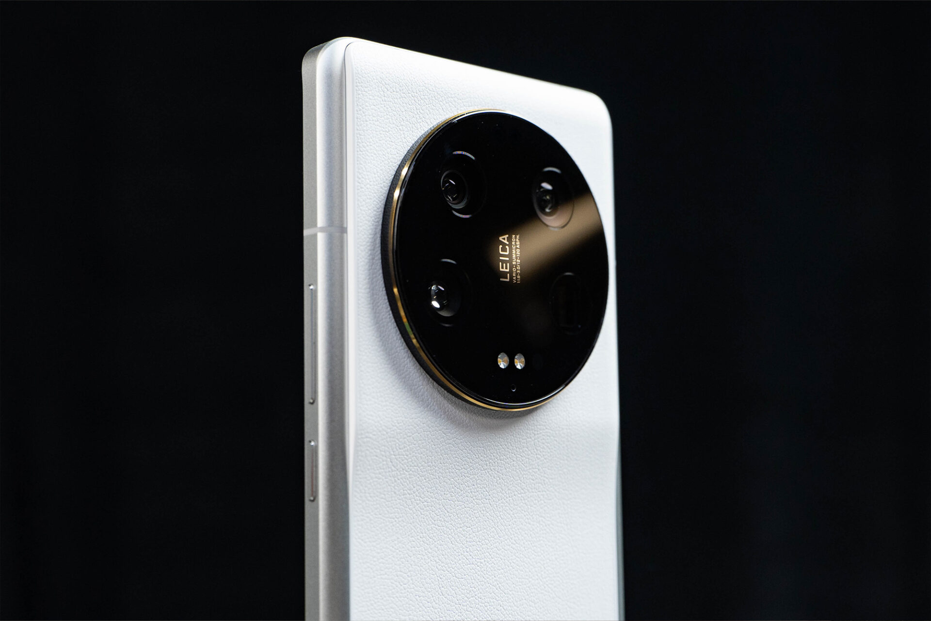 Xiaomi 15 Ultra Appears In IMEI Database Global Launch Imminent