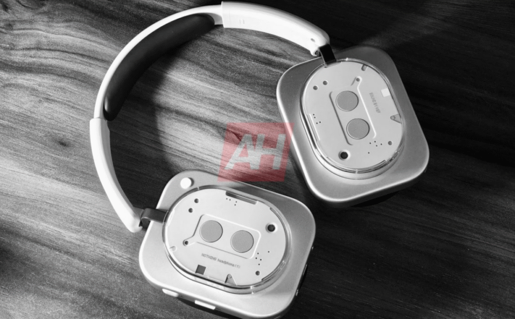 Nothing Headphone (1)